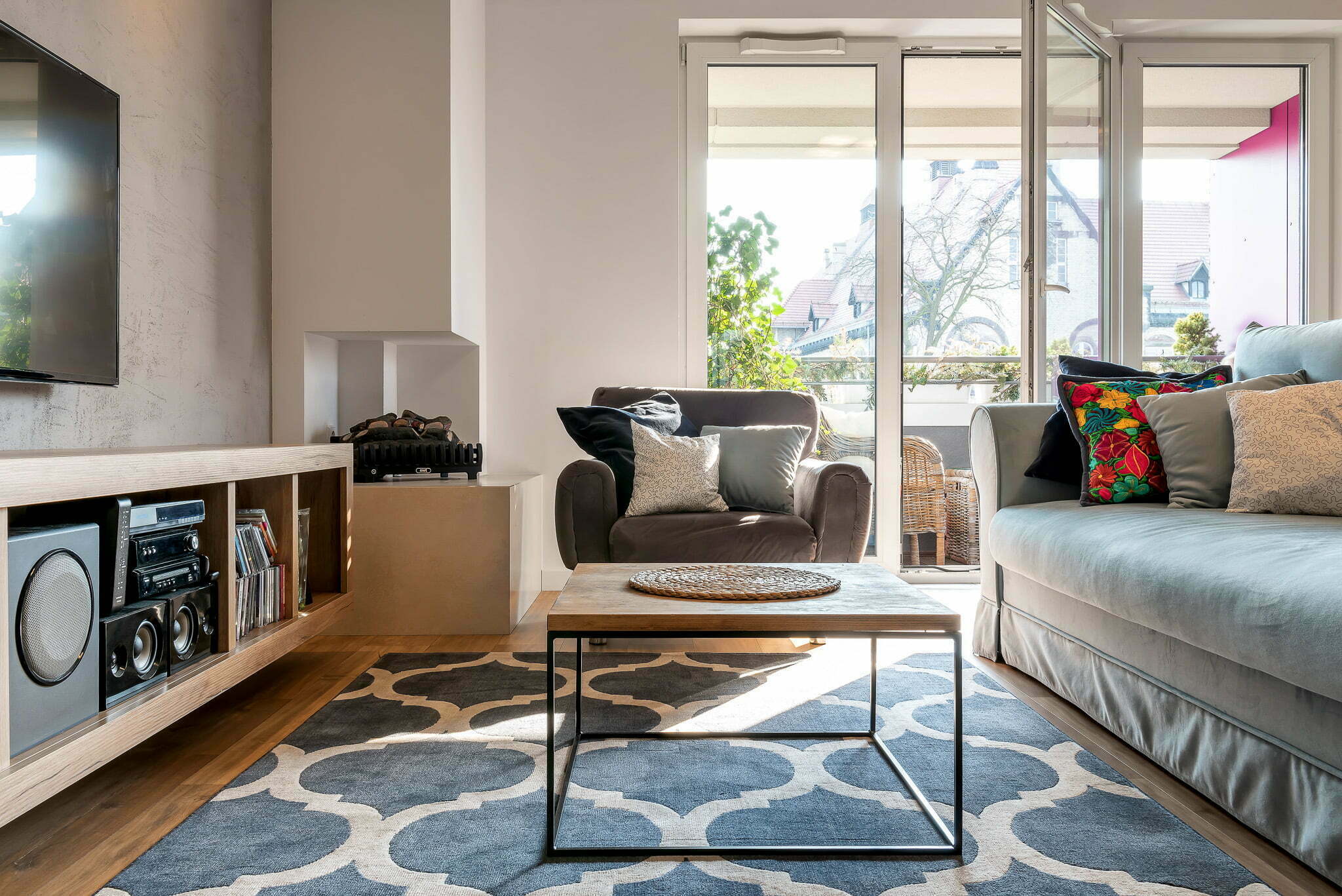 Bernata Panta Rhei Studio by Abraham Maldonado